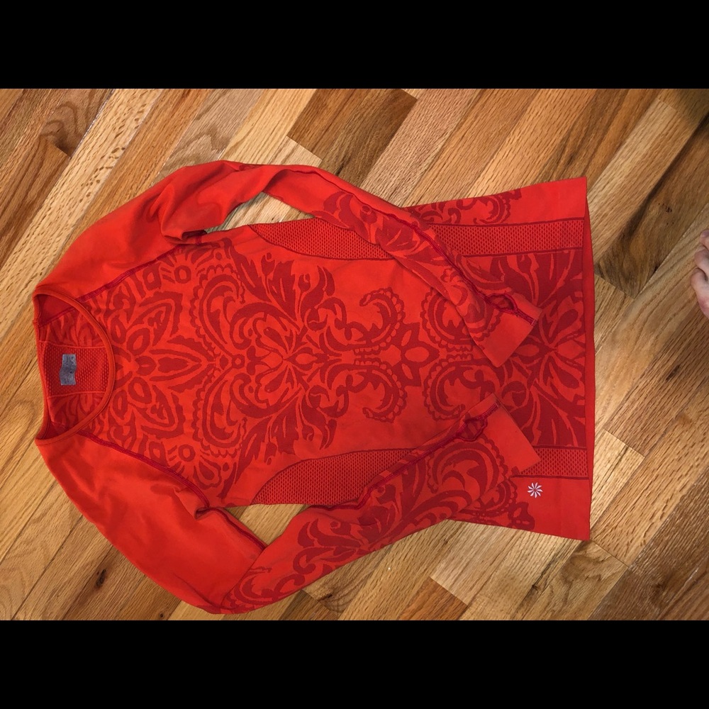 Athleta top
